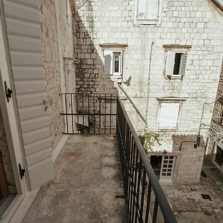 Franka Gostinjska kuća 3*